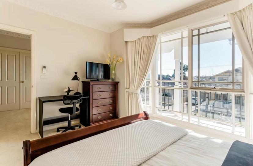 Cosy Private Room Easy Access To City & Airport ملبورن المظهر الخارجي الصورة